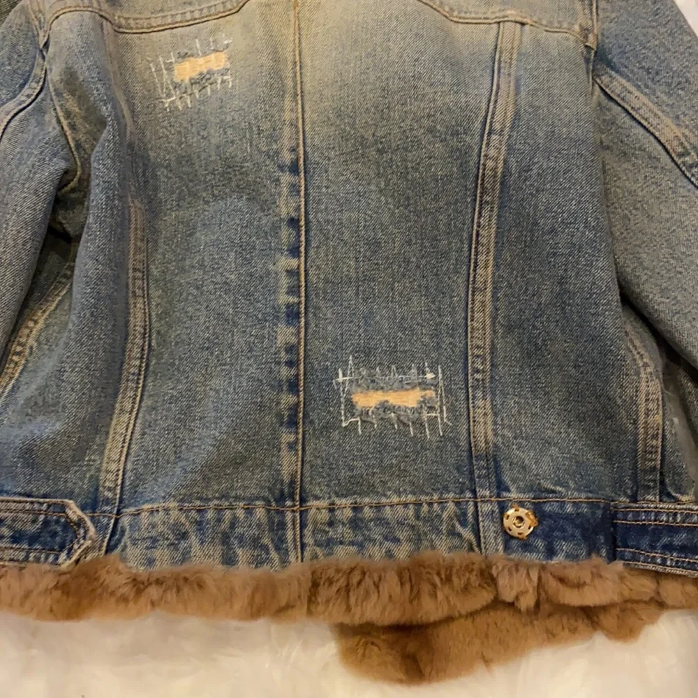 Dolce&Gabbana reversible Jean /MinkJacket
Vintage - Picture 4 of 7